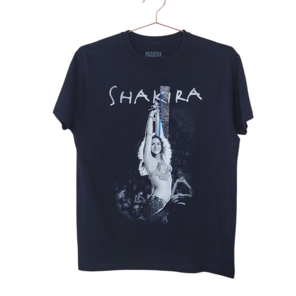 Shakira Black Short Sleeve Graphic T-Shirt Size L Unisex